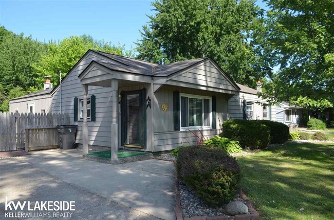 Building Photo - 21545 Ulrich St