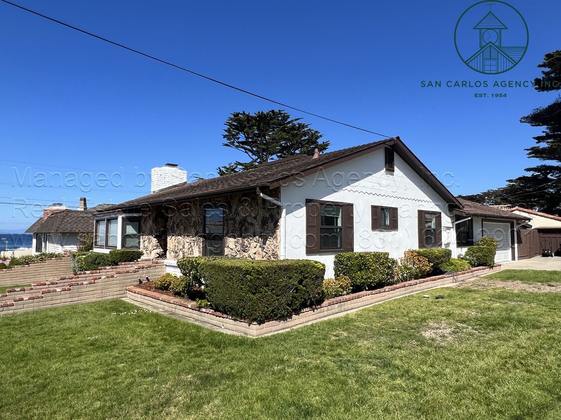 Primary Photo - Four Bedroom Home in Pacific Grove Beach T...