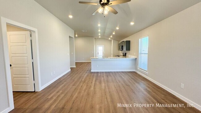 Building Photo - 2136 Kokomo Ave