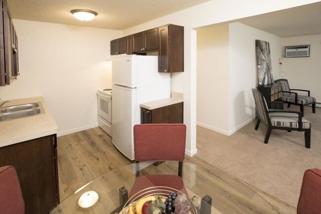 Foto del edificio - 2321 Branch Ave #101 Anoka MN 55303
