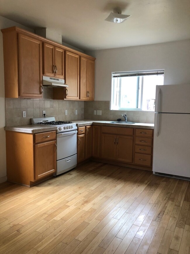 Building Photo - 605 Seabright Ave