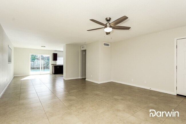 Foto del edificio - 8301 E Turney Ave, Scottsdale, AZ 85251