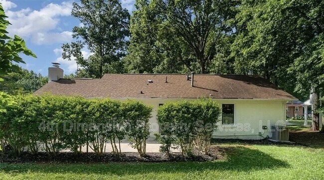 Building Photo - 7108 Ludwig Dr