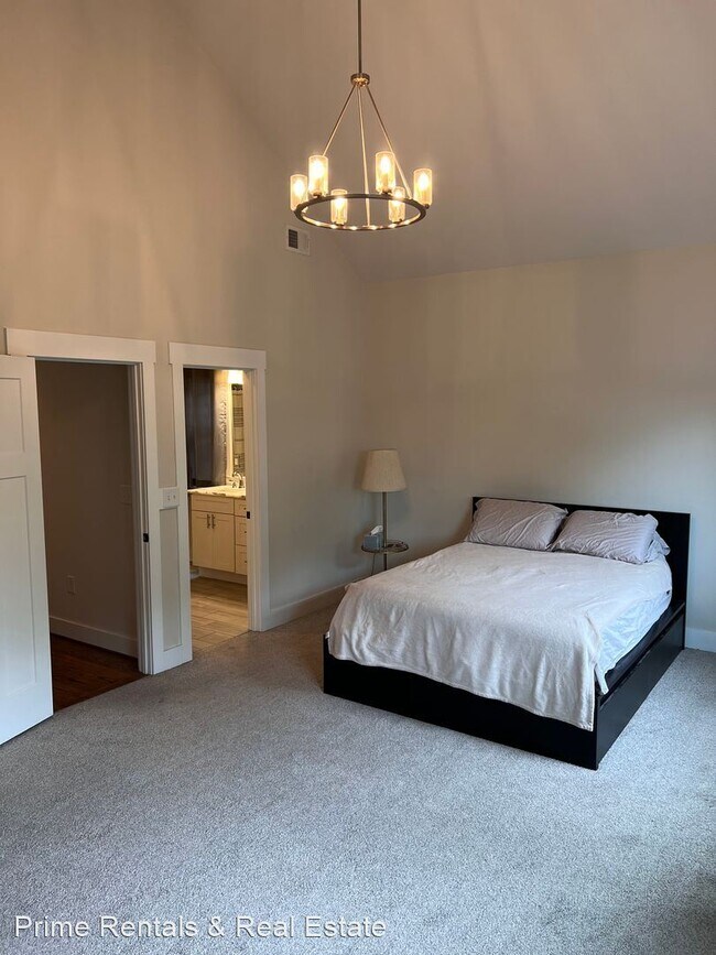 Foto del edificio - 3 br, 2.5 bath House - 6307 James Ct