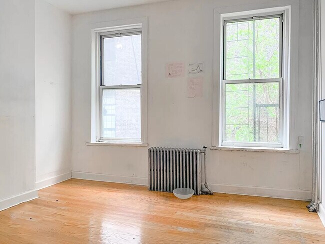 Building Photo - HALSEY STREET