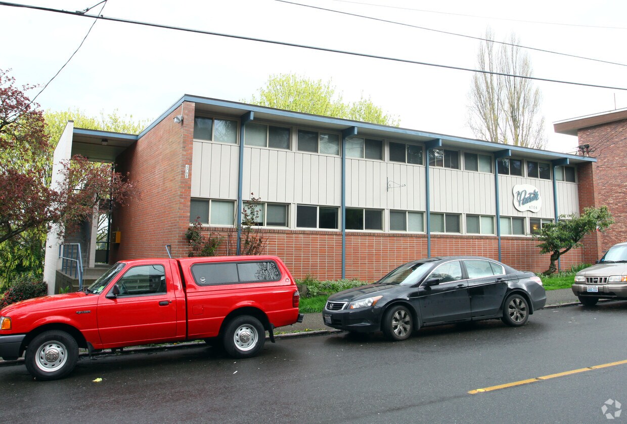 The Penrith Apartments Apartments in Seattle, WA