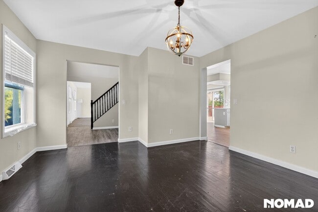 Building Photo - 125 Cedar Hill Rd