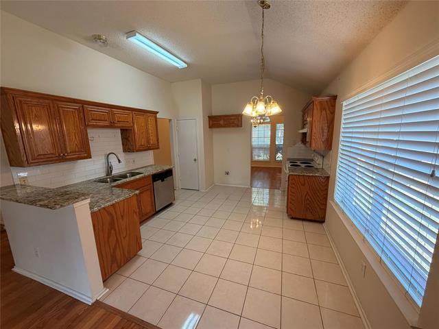 Foto del edificio - 8604 Stetson Dr