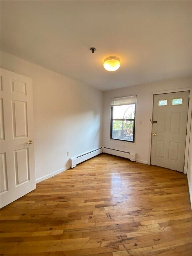 Foto del edificio - 409 1st St