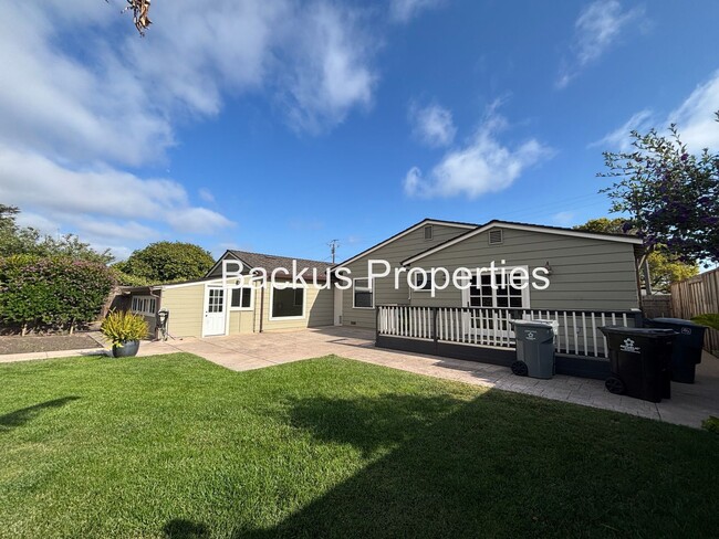 Building Photo - Wonderful Home in South Salinas