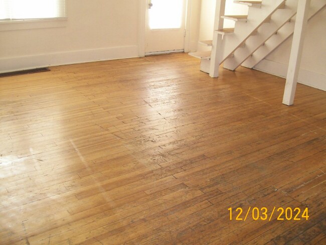 Foto del edificio - 221 E Callender St