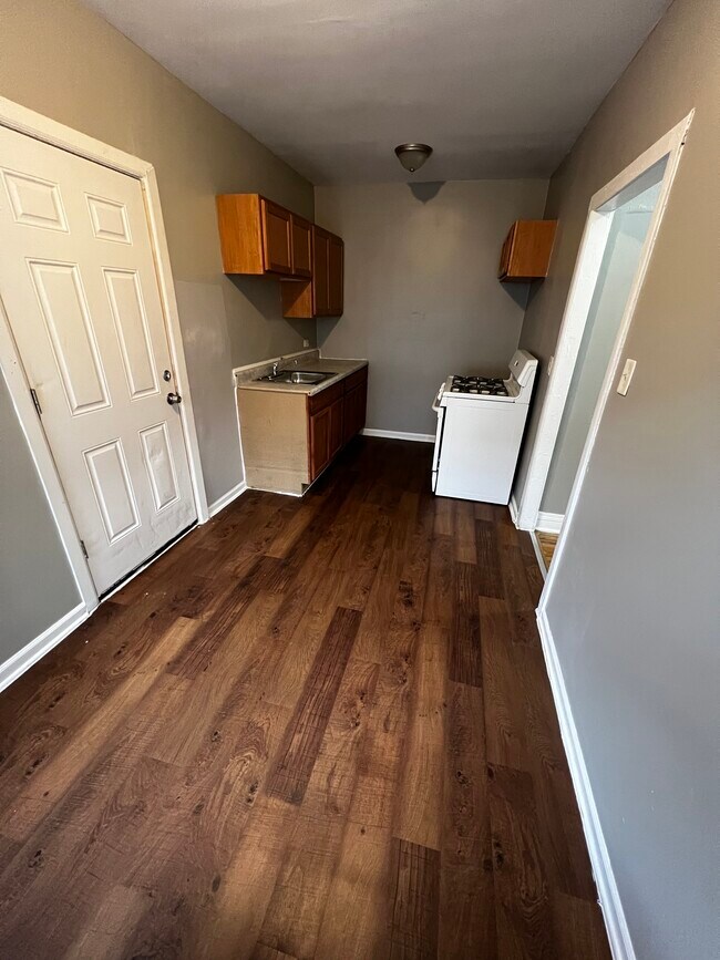 Foto del edificio - 7750 S Kingston Ave