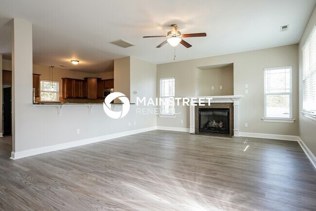 Building Photo - 3 Bedroom Pet-Friendly Home in Angier, NC with Main Street Renewal