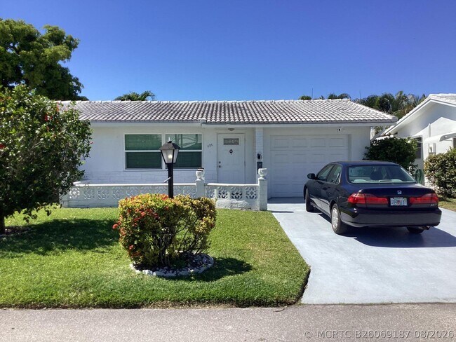 Foto del edificio - 606 SW 15th St