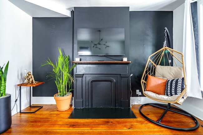 Building Photo - 70 E Prescott St