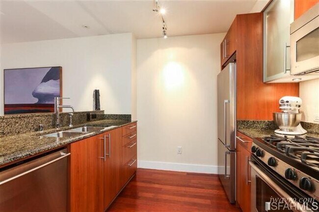 Foto del edificio - 50 Lansing St