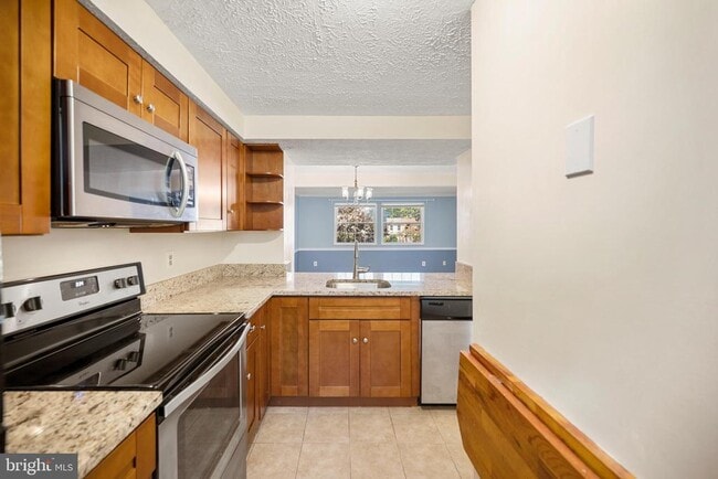 Foto del edificio - 8439 Lazy Creek Ct