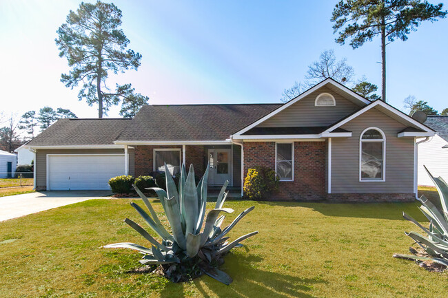 Building Photo - 534 Seton Hall Dr