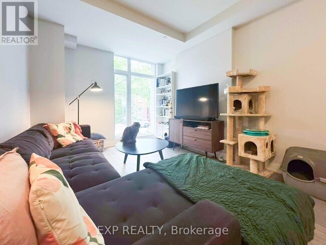 Building Photo - 106 Holmwood Ave