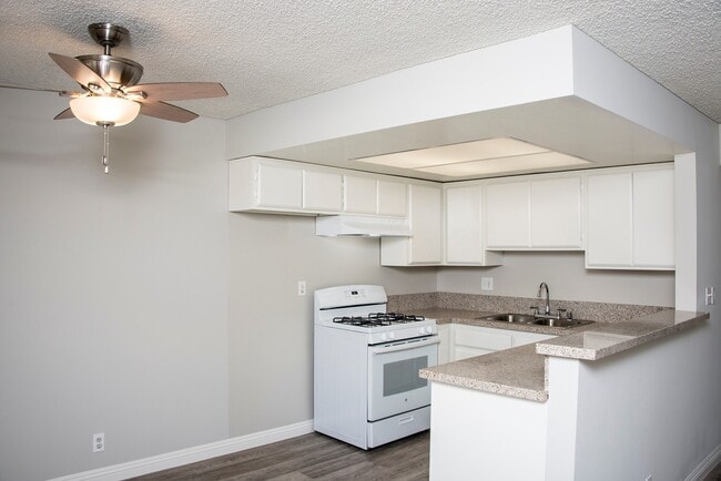 Foto del edificio - 433 N Louise St