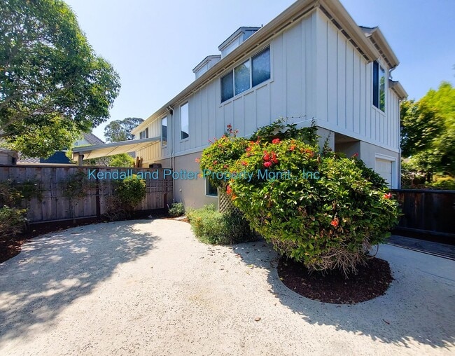 Building Photo - Spacious 1 bedroom loft in Santa Cruz