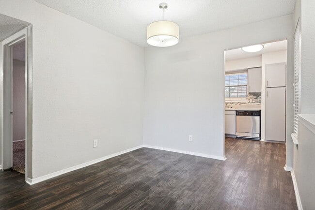B3 - Blakely Apartments