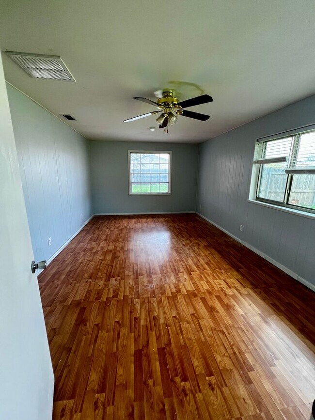 Foto del edificio - LT-3000 Buffalo Gap