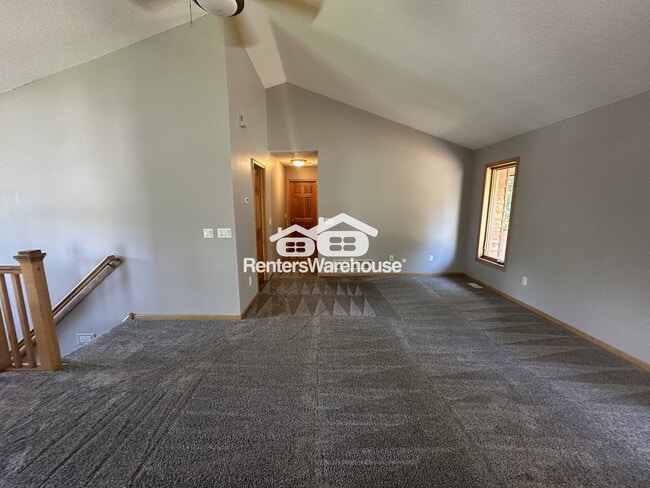 Building Photo - 180 Luisa Ct