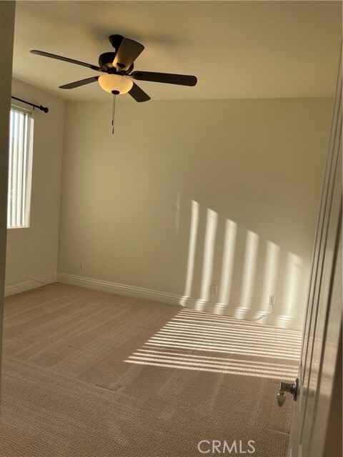 Foto del edificio - 22681 Oak Grove