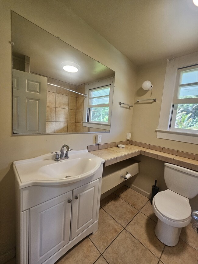 Building Photo - 1276 Wailuku Dr