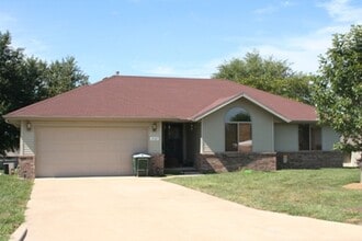 Building Photo - 3469 W Hoke Dr