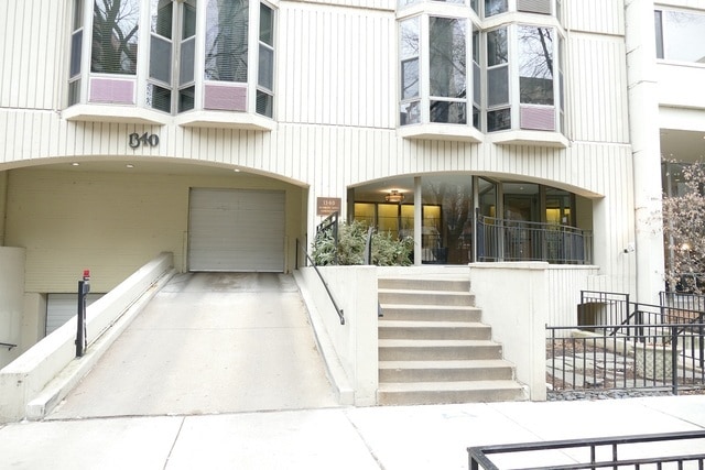 Primary Photo - 1340 N Dearborn St
