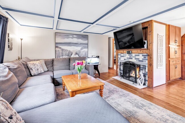 Foto del edificio - 470 Pond Point Ave