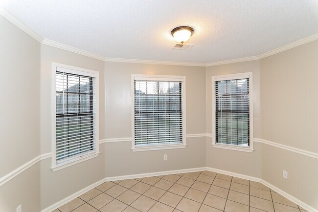 Building Photo - 7691 Shadow View Cove