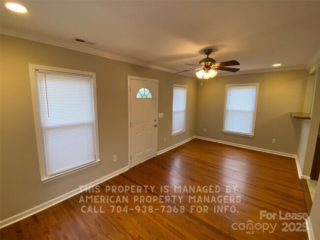 Foto del edificio - 411 Gay St