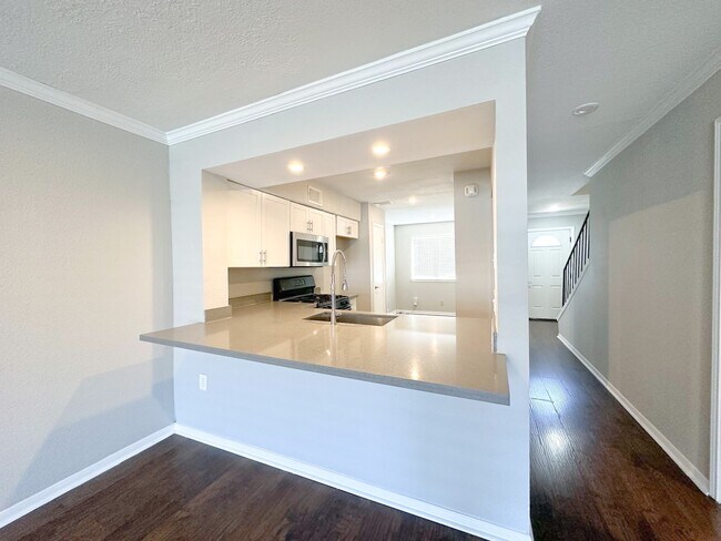 Foto del edificio - 15314 Gorham Dr