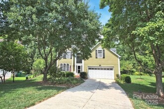 Building Photo - 9001 Warbler Ct