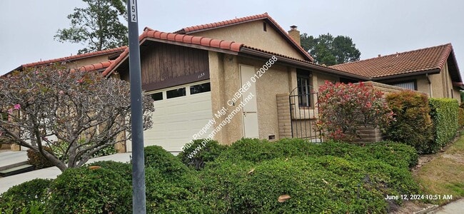 Building Photo - Creekridge Villas Single Story Condo in Ga...