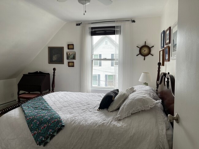 Building Photo - 27 Arthur St