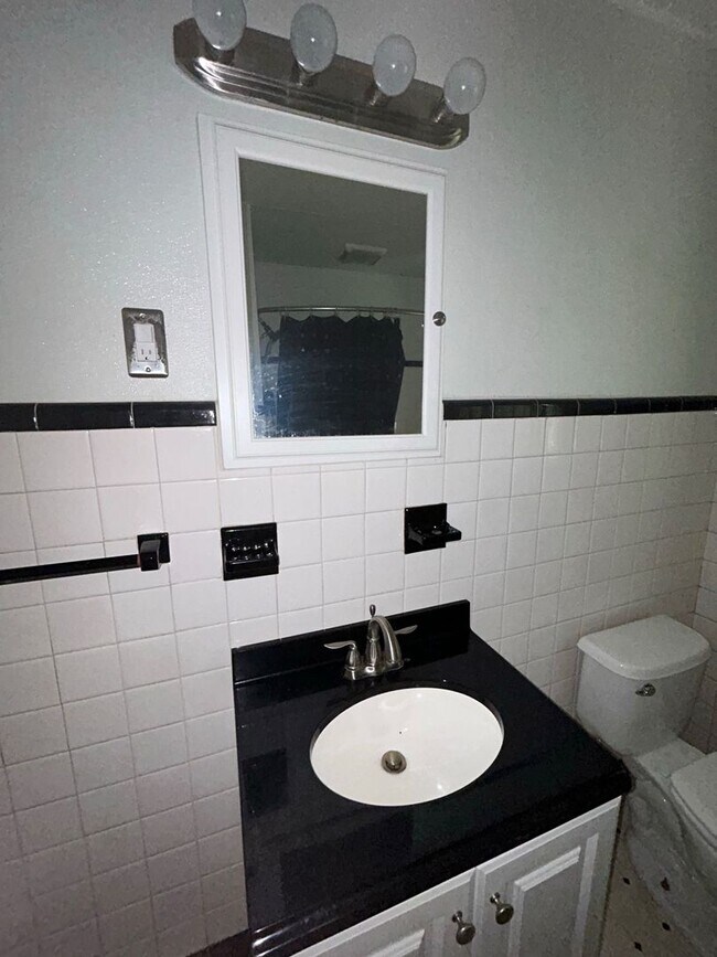 Foto del edificio - Exclusively offered by MUSE REALTY, LLC