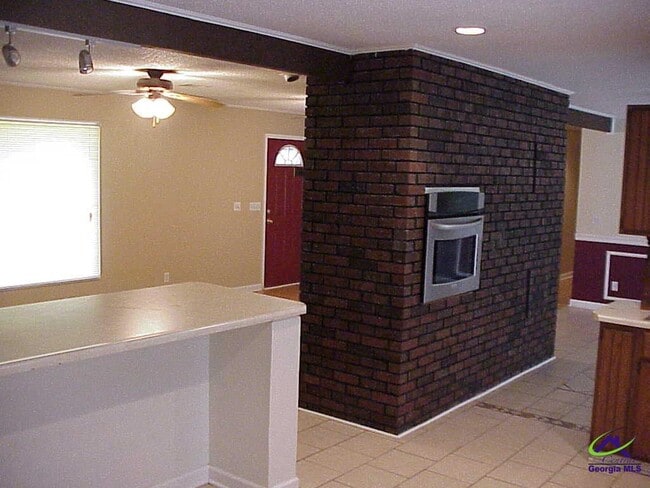 Foto del edificio - 317 Gilchrist Dr