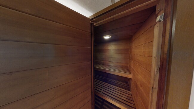 Sauna privada - 515 S Grand Ave W