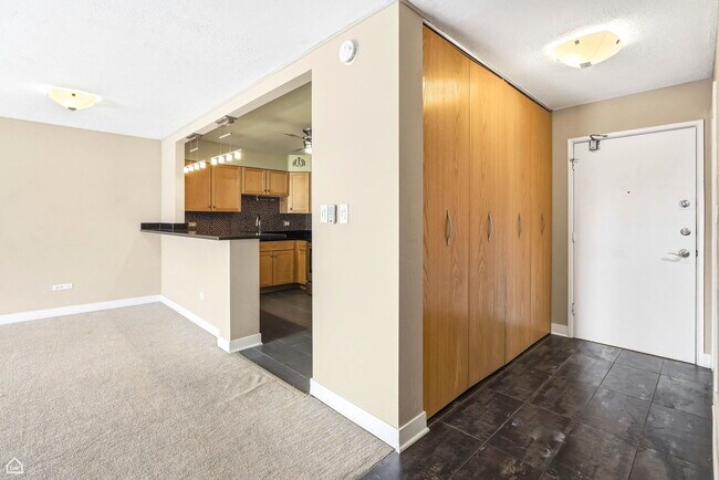 Foto del edificio - 250 Ridge Ave