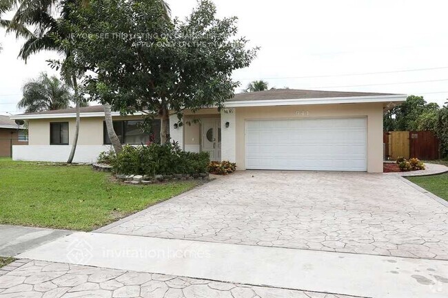 Building Photo - 941 SW 75th Terrace