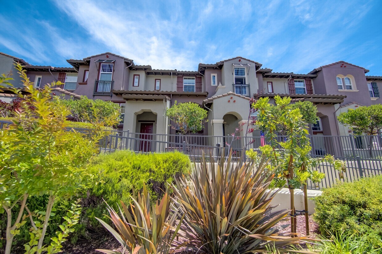 Foto principal - 1807 Trailside Cir
