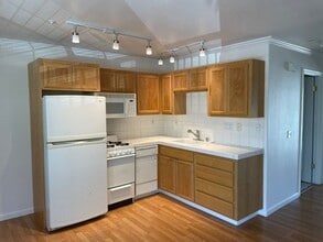 Building Photo - 1591 La Esplanada Pl