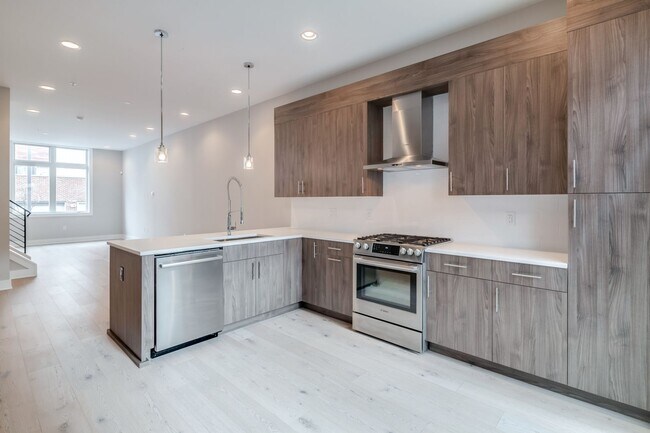 Foto del edificio - Northern Liberties Townhome with Parking