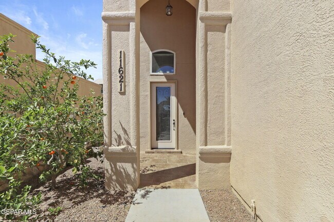 Foto del edificio - 11621 St Martin Way