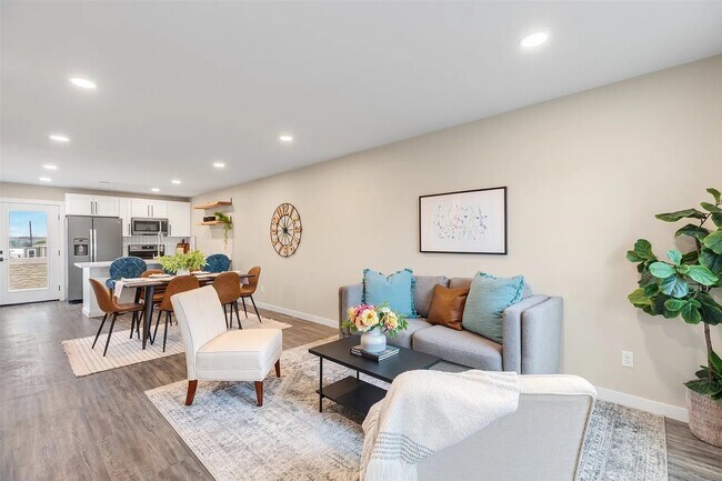 Foto del edificio - 2506-2508 Castle Pines Dr