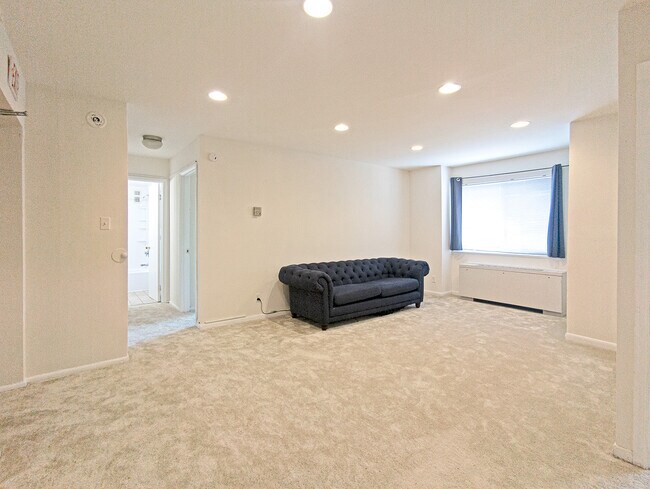 Foto del edificio - 4313 Knox Rd
